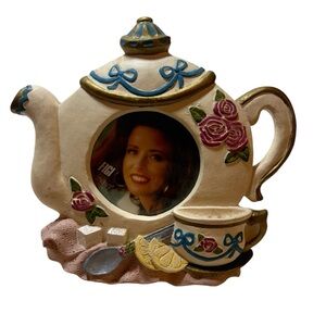 Vintage 90’s 3-D Teapot Picture Frame
